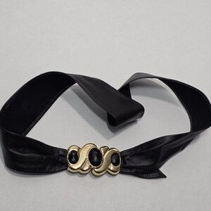 Vintage 80's-90's ???Liz Claiborn Leather Belt Interlocking Clasp Black